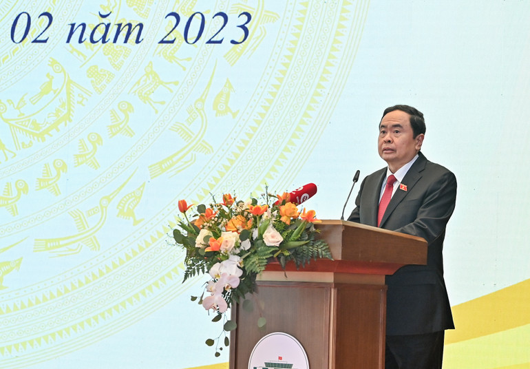 Phó Chủ tịch Thường trực Quốc hội Trần Thanh Mẫn phát biểu chỉ đạo Hội nghị. Phó Chủ tịch Thường trực Quốc hội Trần Thanh Mẫn phát biểu chỉ đạo Hội nghị.