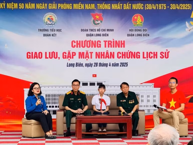 Những câu chuyện được kể khiến ai cũng xúc động.