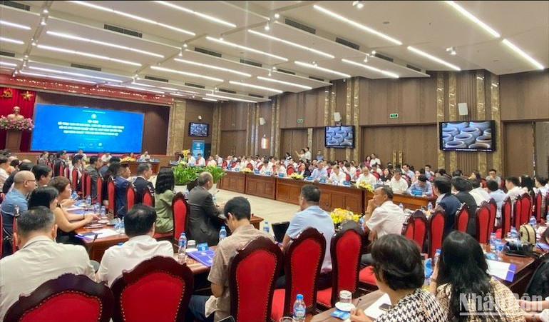 Hội nghị thu hút đông đảo chủ đầu tư, doanh nghiệp tham dự.