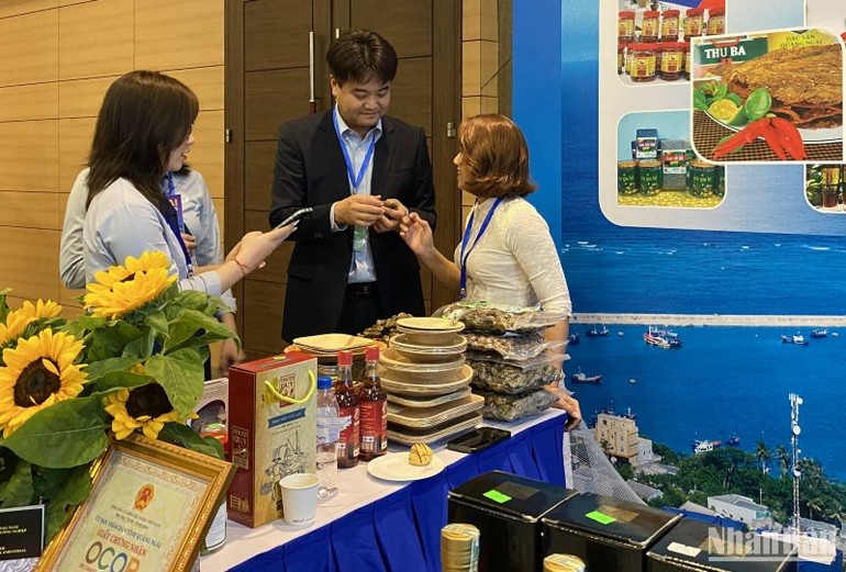 Các nhà đầu tư nước ngoài quan tâm đến các tiềm năng, thế mạnh của tỉnh Quảng Ngãi.