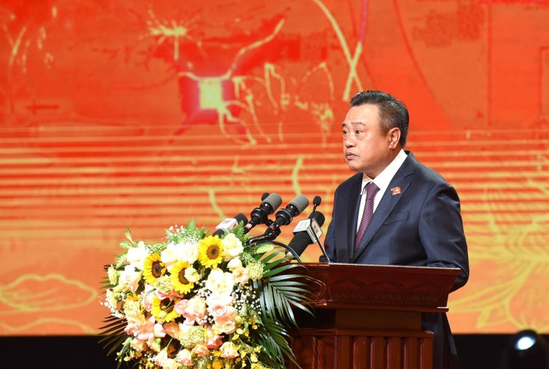 Đồng chí Trần Sỹ Thanh phát biểu tại Hội nghị. (Ảnh: TRẦN HẢI) Đồng chí Trần Sỹ Thanh phát biểu tại Hội nghị. (Ảnh: TRẦN HẢI)