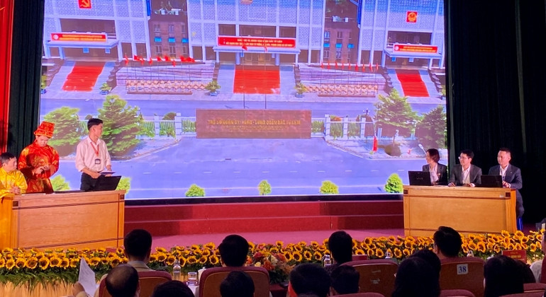 Các đội thi thể hiện ý tưởng một cách sáng tạo, sinh động.