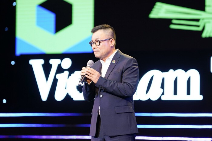 Chủ tịch Công ty CP Chứng khoán SSI Nguyễn Duy Hưng phát biểu khai mạc chương trình. Chủ tịch Công ty CP Chứng khoán SSI Nguyễn Duy Hưng phát biểu khai mạc chương trình.