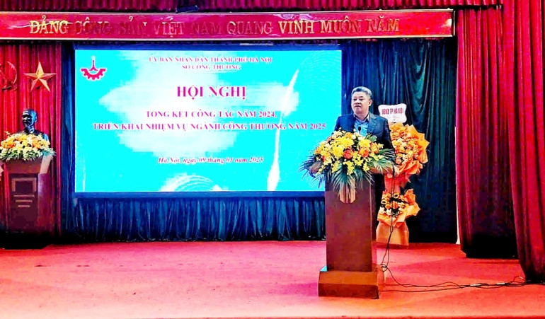 Lãnh đạo thành phố Hà Nội phát biểu chỉ đạo tại Hội nghị.