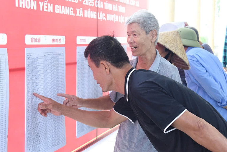 Chủ trương sáp nhập đơn vị hành chính được các địa phương, đơn vị ở Hà Tĩnh thực hiện công khai, minh bạch đến mỗi hộ dân, cụm dân cư trên địa bàn.