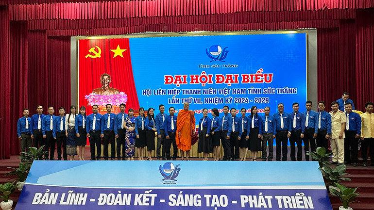Ủy ban Hội Liên hiệp Thanh niên Việt Nam tỉnh Sóc Trăng nhiệm kỳ 2024-2029 ra mắt, hạ quyết tâm.