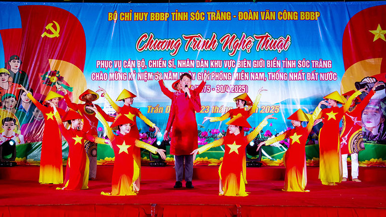 Một số tiết mục đặc sắc tại chương trình.