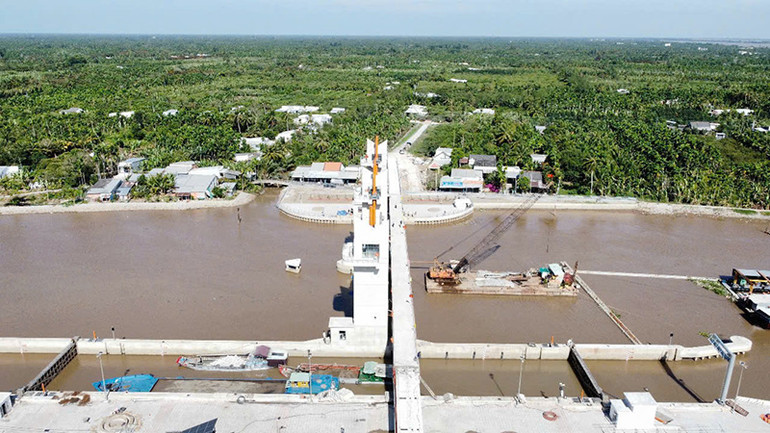 Dự án giúp giữ ngọt, ứng phó với các đợt xâm nhập mặn, bảo vệ vùng sản xuất 2 tỉnh Sóc Trăng và Hậu Giang.