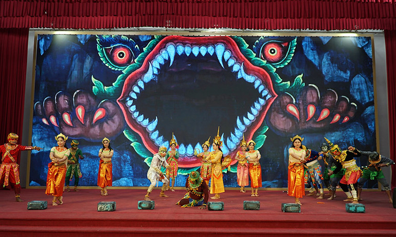 Trích đoạn vở dù kê của Đoàn Nghệ thuật Khmer Sóc Trăng