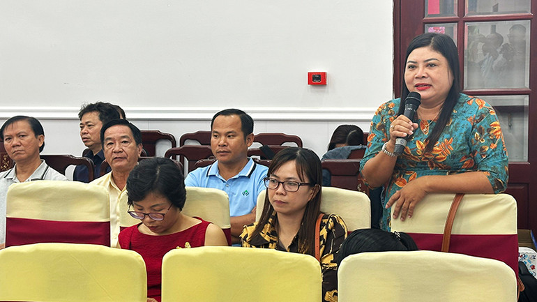 Doanh nghiệp nêu những khó khăn, vướng mắc để địa phương hỗ trợ, tháo gỡ.