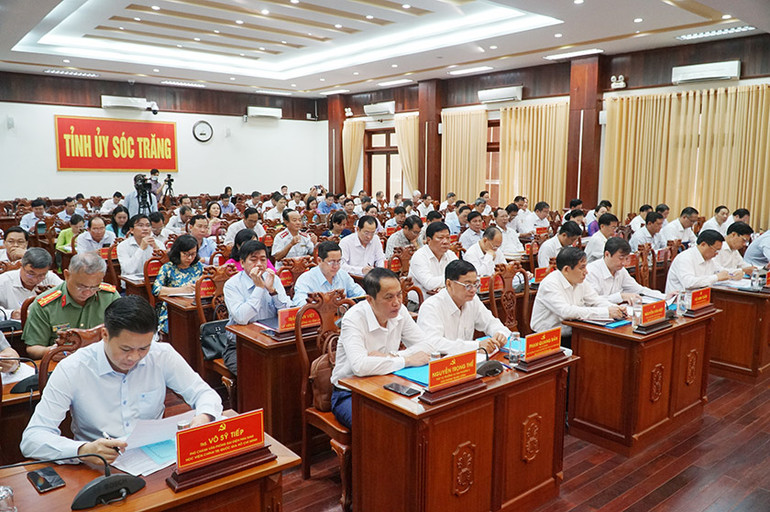 Quang cảnh hội nghị.