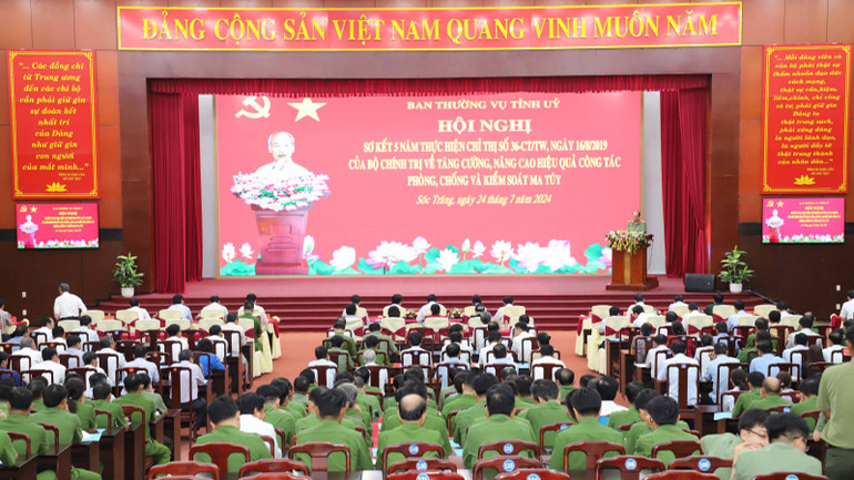 Quang cảnh Hội nghị