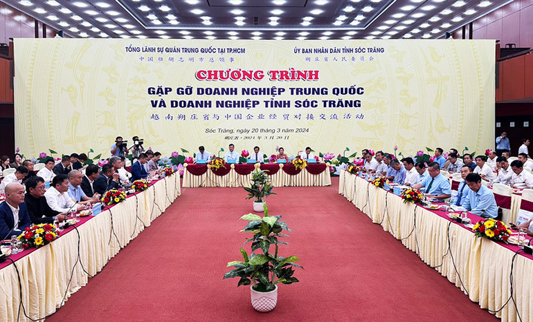 Quang cảnh buổi gặp gỡ. Quang cảnh buổi gặp gỡ.