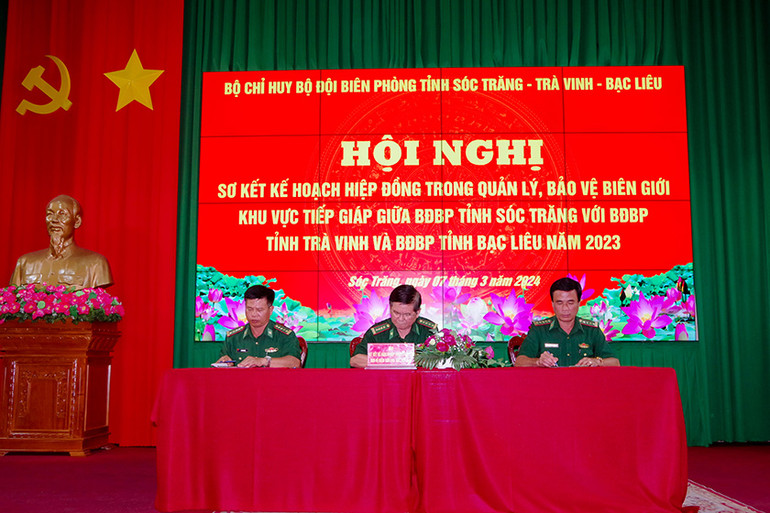 Các đơn vị ký kết kế hoạch hiệp đồng trong quản lý, bảo vệ biên giới khu vực tiếp giáp năm 2024.