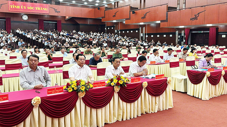 Hội nghị tại điểm cầu chính của tỉnh.