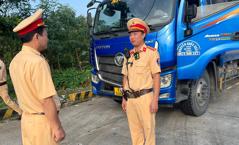 Lực lượng Cảnh sát giao thông triển khai công tác theo kế hoạch.