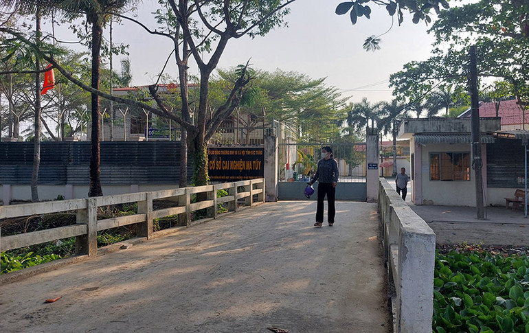 Cổng và bờ rào Cơ sở cai nghiện đã được gia cố, phục hồi.