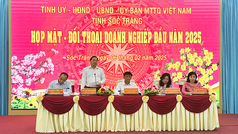 Lãnh đạo tỉnh Sóc Trăng đối thoại cởi mở với doanh nghiệp.