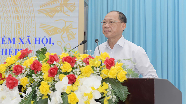 Trưởng Ban Tuyên giáo Tỉnh ủy Sóc Trăng Lâm Tấn Hòa phát biểu tại lễ phát động.