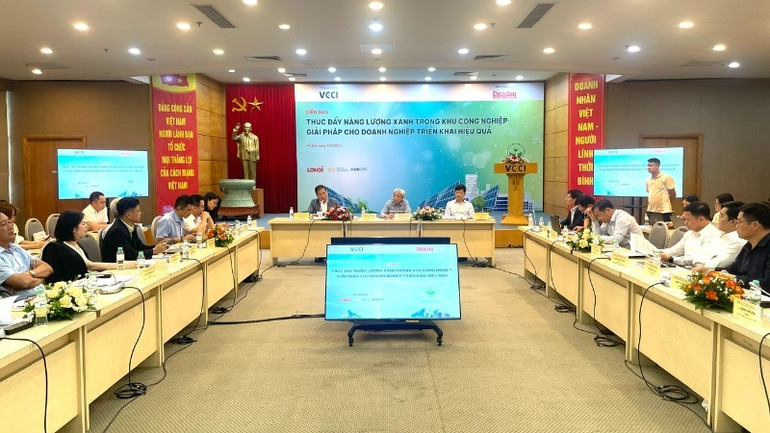 Diễn đàn “Thúc đẩy năng lượng xanh trong khu công nghiệp: Giải pháp cho doanh nghiệp triển khai hiệu quả”.