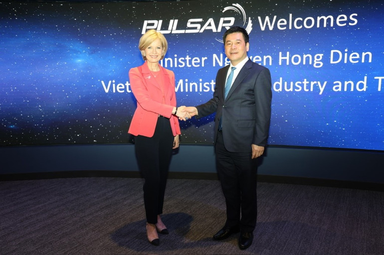 Bộ trưởng Nguyễn Hồng Diên làm việc với Tập đoàn Lockheed Martin.