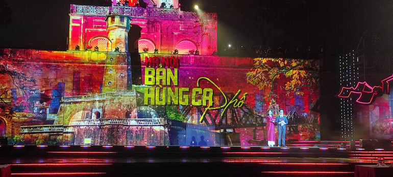 Chương trình được ứng dụng công nghệ hiện đại, tạo nên sức hấp dẫn với khán giả. Chương trình được ứng dụng công nghệ hiện đại, tạo nên sức hấp dẫn với khán giả.