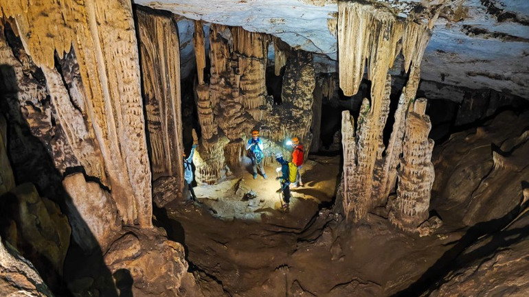 Công viên địa chất Lạng Sơn có hệ thống hang động kỳ thú.