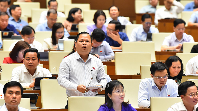 Đại biểu Nguyễn Duy Thanh - Đoàn đại biểu Quốc hội tỉnh Cà Mau. (Ảnh: THỦY NGUYÊN)