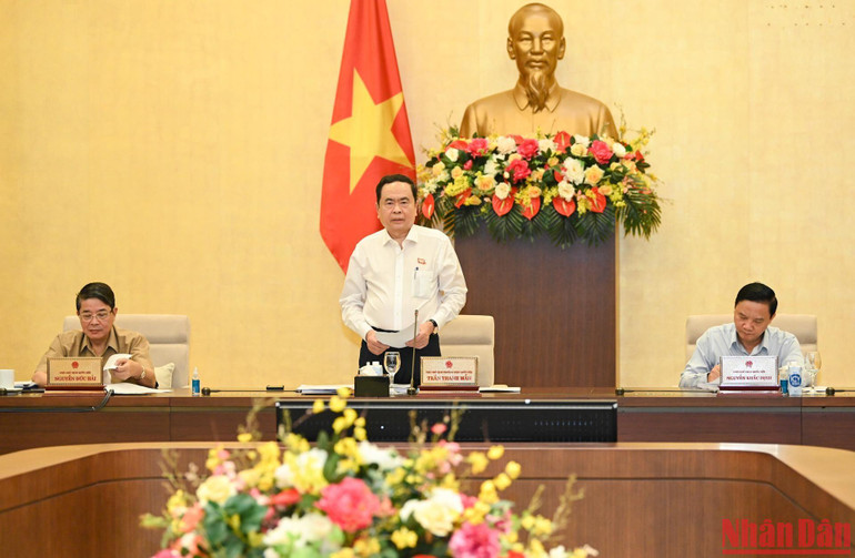 Phó Chủ tịch Thường trực Quốc hội Trần Thanh Mẫn phát biểu khai mạc phiên họp. (Ảnh: DUY LINH)