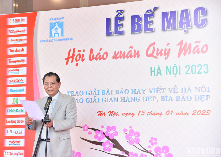 Ông Tô Quang Phán phát biểu bế mạc Hội báo. (Ảnh: THỦY NGUYÊN)