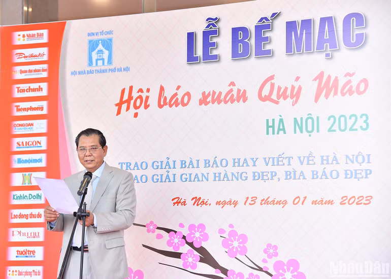Ông Tô Quang Phán phát biểu bế mạc Hội báo. (Ảnh: THỦY NGUYÊN)