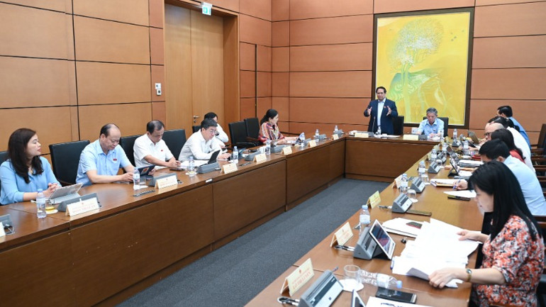 Quang cảnh phiên họp tổ của Quốc hội. (Ảnh: BÙI GIANG)