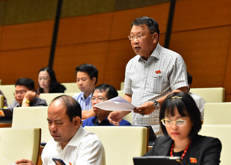 Đại biểu Nguyễn Tạo (Lâm Đồng) phát biểu. (Ảnh: THỦY NGUYÊN)