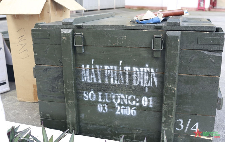 Nhiều trang bị cứu hộ hoạt động bằng điện nên máy phát điện di động luôn nằm trong thành phần ưu tiên bảo đảm. Nhiều trang bị cứu hộ hoạt động bằng điện nên máy phát điện di động luôn nằm trong thành phần ưu tiên bảo đảm.