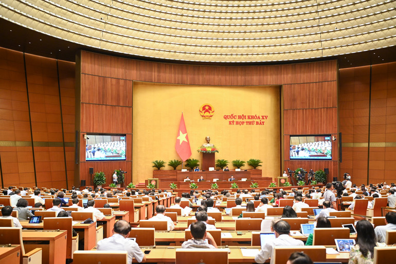 Quang cảnh phiên họp của Quốc hội, sáng 25/6. (Ảnh: DUY LINH)