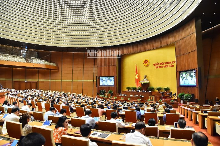 Quang cảnh phiên họp của Quốc hội chiều 24/5. (Ảnh: THỦY NGUYÊN)