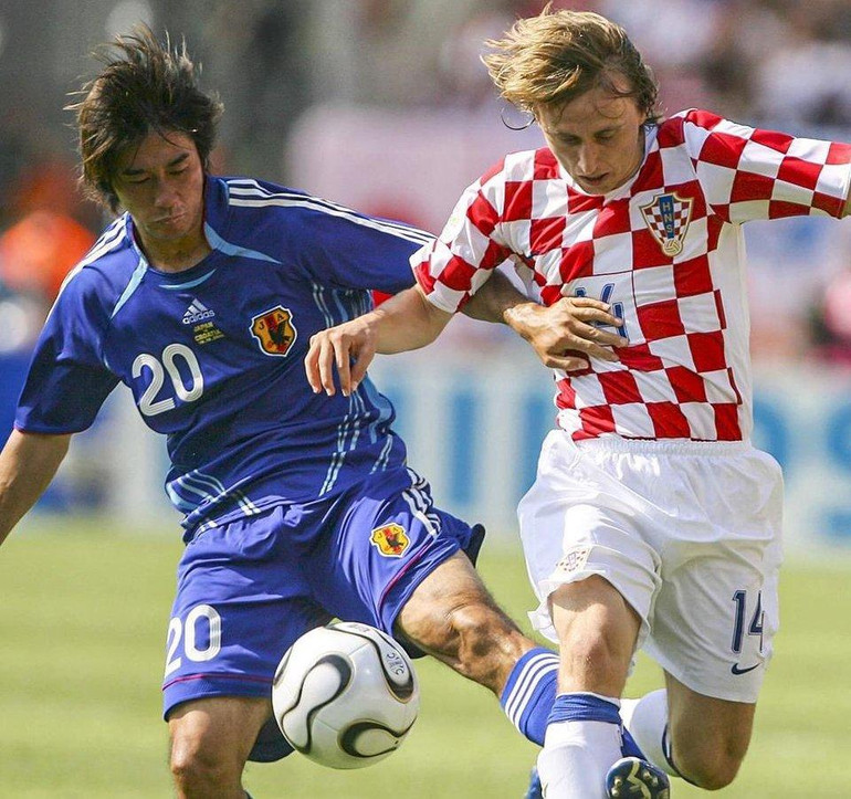 Luka Modric có trận ra mắt World Cup gặp Nhật Bản tại Đức năm 2006. (Ảnh: FIFA)
