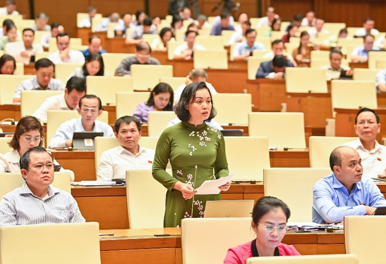 Đại biểu Huỳnh Thị Phúc - Đoàn đại biểu Quốc hội tỉnh Bà Rịa-Vũng Tàu. (Ảnh: DUY LINH)