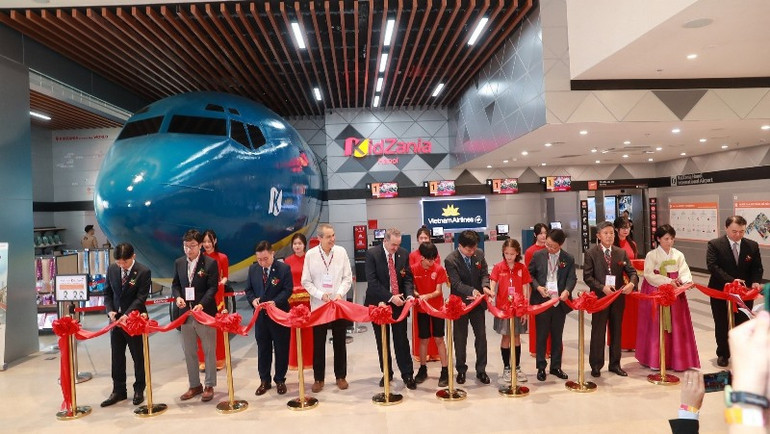 KidZania chính thức có mặt tại Hà Nội với quy mô 5.300m2, có 43 cơ sở trải nghiệm được thiết kế hiện đại, sáng tạo. (Ảnh: BTC) KidZania chính thức có mặt tại Hà Nội với quy mô 5.300m2, có 43 cơ sở trải nghiệm được thiết kế hiện đại, sáng tạo. (Ảnh: BTC)