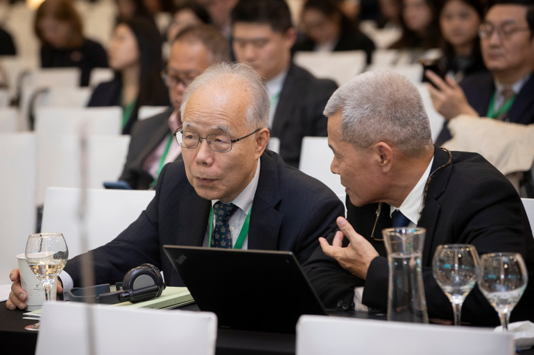 Các đại biểu tham dự Phiên toàn thể thứ ba trong khuôn khổ Diễn đàn Tương lai ASEAN 2025. (Ảnh: SƠN TÙNG)