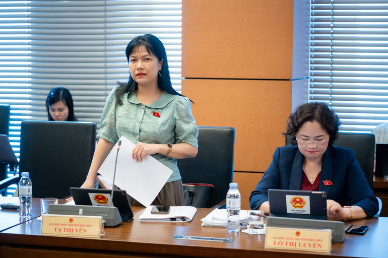 Đại biểu Tạ Thị Yên, Đoàn đại biểu Quốc hội tỉnh Điện Biên.