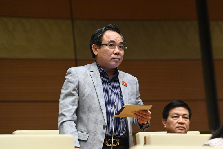 Đại biểu Lê Hữu Trí - Đoàn đại biểu Quốc hội tỉnh Khánh Hòa. (Ảnh: THỦY NGUYÊN) Đại biểu Lê Hữu Trí - Đoàn đại biểu Quốc hội tỉnh Khánh Hòa. (Ảnh: THỦY NGUYÊN)