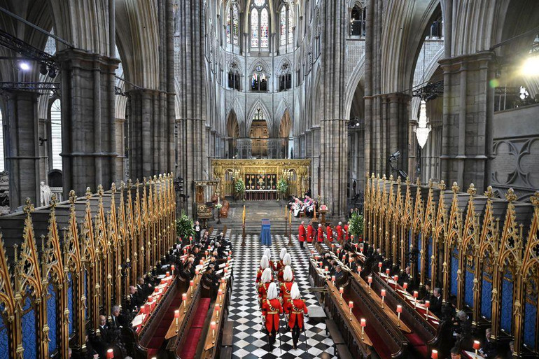 Toàn cảnh lễ tang cấp nhà nước của Nữ hoàng Elizabeth II tại Tu viện Westminster ở London, Anh, ngày 19/9/2022. (Ảnh: Reuters)