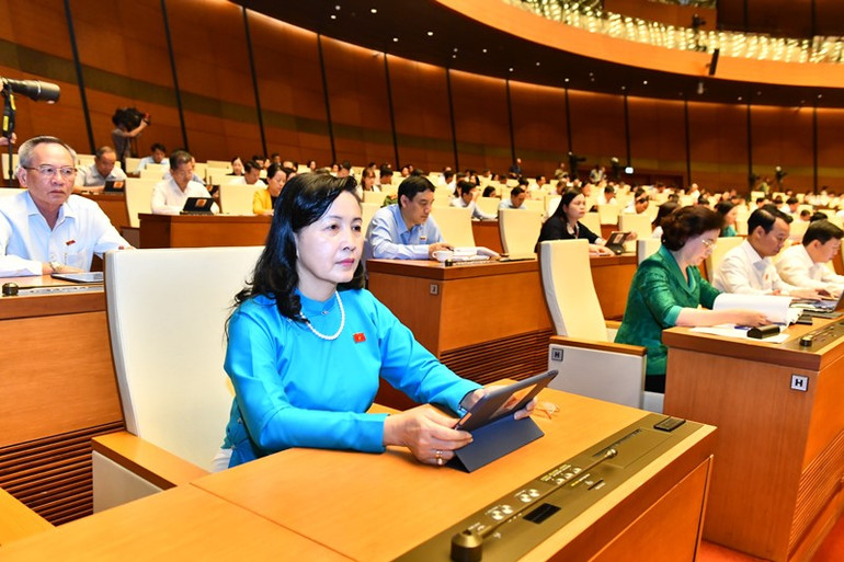 Các đại biểu Quốc hội dự phiên họp sáng 27/5. (Ảnh: ĐĂNG KHOA)