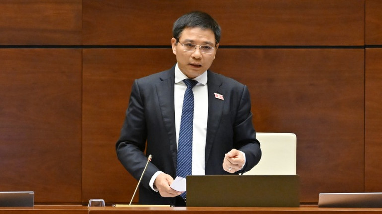 Bộ trưởng Tài chính Nguyễn Văn Thắng phát biểu. (Ảnh: THỦY NGUYÊN)