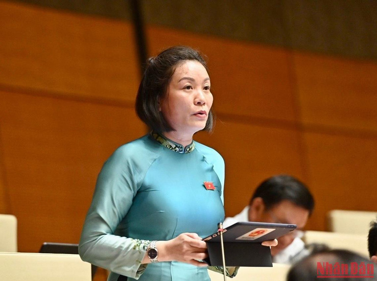 Đại biểu Nguyễn Minh Tâm - Đoàn đại biểu Quốc hội tỉnh Quảng Bình. (Ảnh: ĐĂNG KHOA)