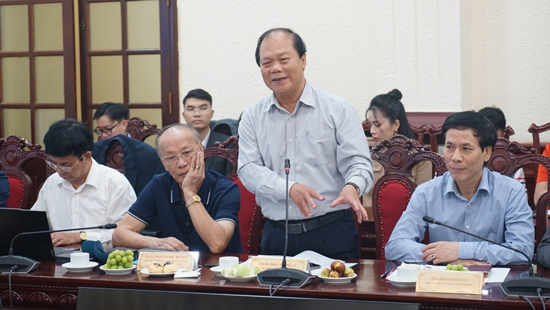 GS, TS Phan Trung Lý, nguyên Chủ nhiệm Ủy ban Pháp luật của Quốc hội phát biểu. (Ảnh: TRUNG HƯNG)