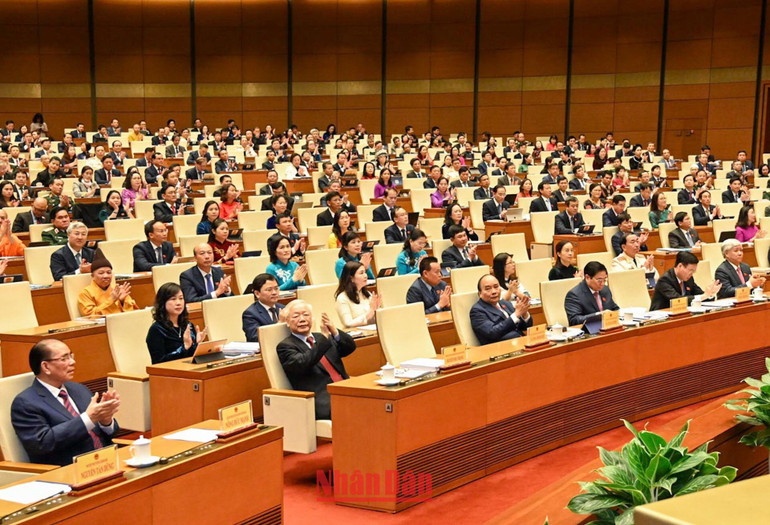 Tổng Bí thư Nguyễn Phú Trọng và các đồng chí lãnh đạo, nguyên lãnh đạo Đảng, Nhà nước và các đại biểu dự phiên khai mạc. (Ảnh: DUY LINH)