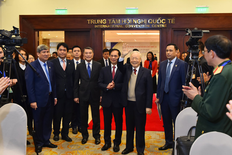 Tổng Bí thư Nguyễn Phú Trọng dự Hội nghị. (Ảnh: THỦY NGUYÊN)