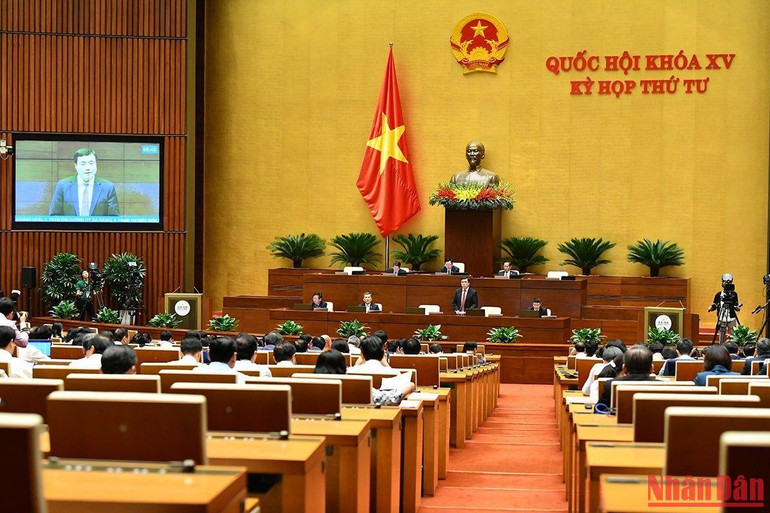 Quang cảnh phiên họp của Quốc hội chiều 10/11. (Ảnh: THỦY NGUYÊN)